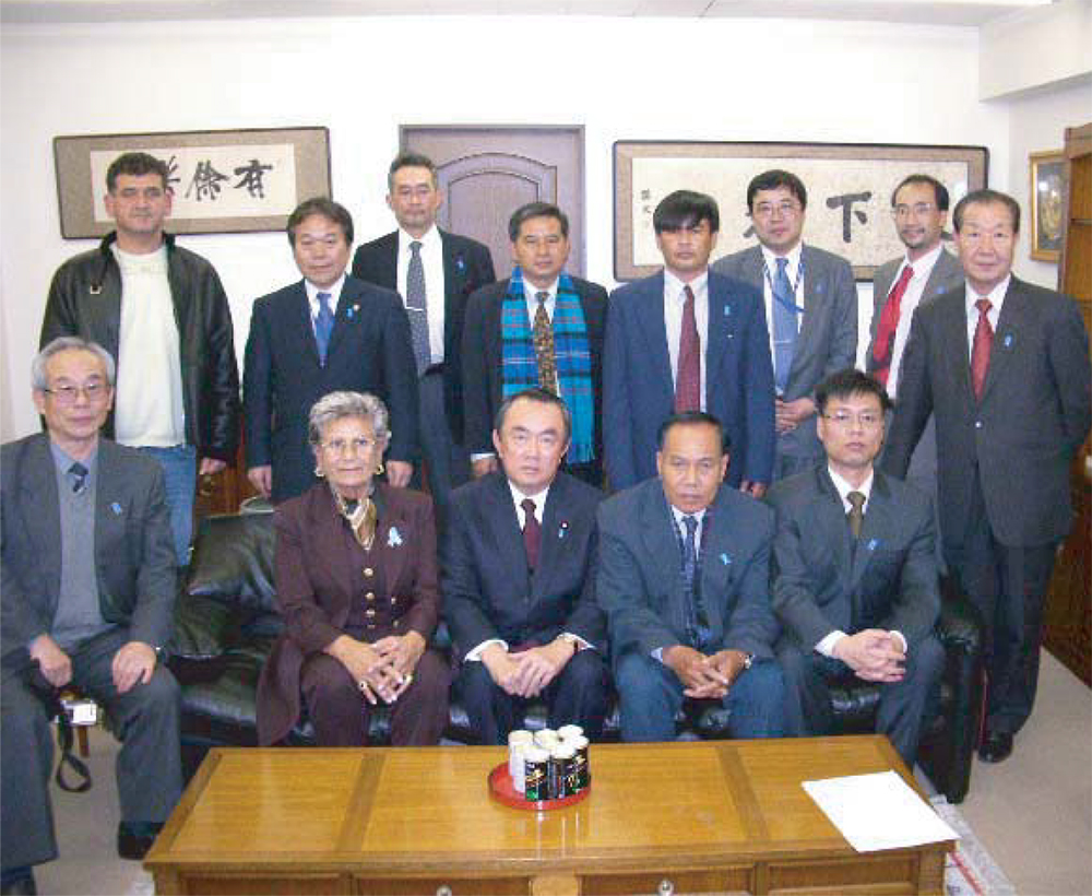 韓国、タイ、レバノンの拉致被害者家族と家族会・救う会を歓迎する平沼会長